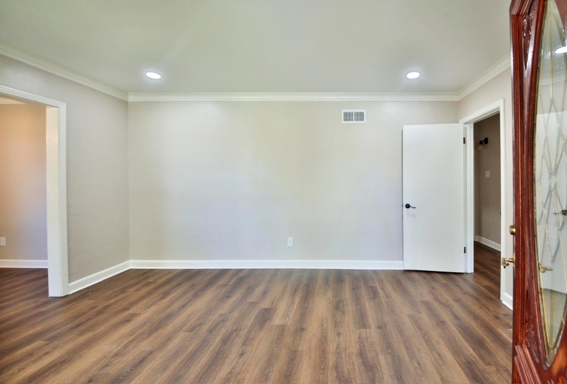 4869 SOUTHERN RD, Memphis, Tennessee 38117, 3 Bedroom Bedrooms, 8 Room Rooms,2 BathroomBathrooms,Residential,For Sale,SOUTHERN,0,10218692