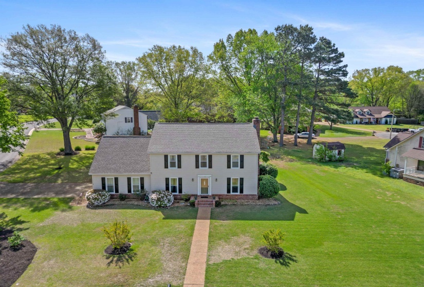 700 LANCELOT LN, Collierville, Tennessee 38017, 4 Bedroom Bedrooms, 8 Room Rooms,2.1 BathroomBathrooms,Residential,For Sale,LANCELOT,0,10218696