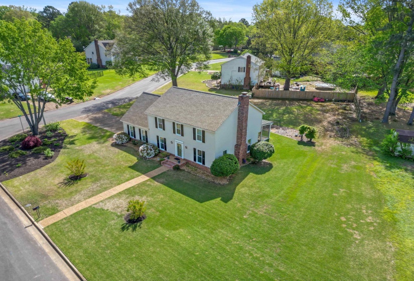 700 LANCELOT LN, Collierville, Tennessee 38017, 4 Bedroom Bedrooms, 8 Room Rooms,2.1 BathroomBathrooms,Residential,For Sale,LANCELOT,0,10218696