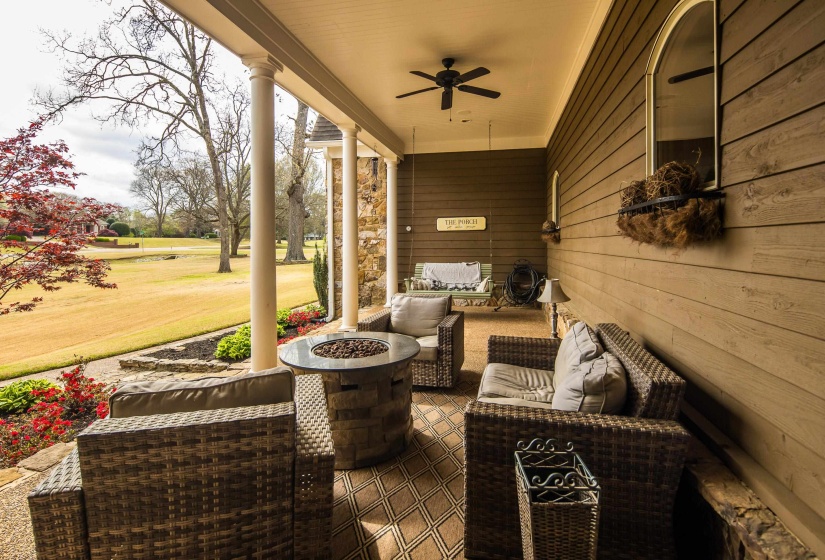 1245 AUBURN WOODS DR, Unincorporated, Tennessee 38017, 5 Bedroom Bedrooms, 12 Room Rooms,3.1 BathroomBathrooms,Residential,For Sale,AUBURN WOODS,0,10218699