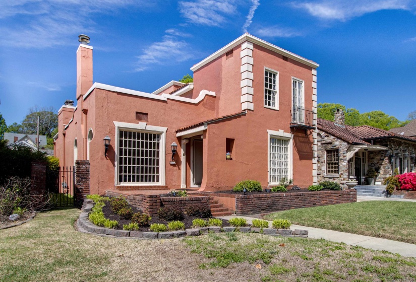 711 MCLEAN BLVD, Memphis, Tennessee 38104, 3 Bedrooms Bedrooms, 7 Rooms Rooms,3 BathroomsBathrooms,Residential,For Sale,MCLEAN,10218715