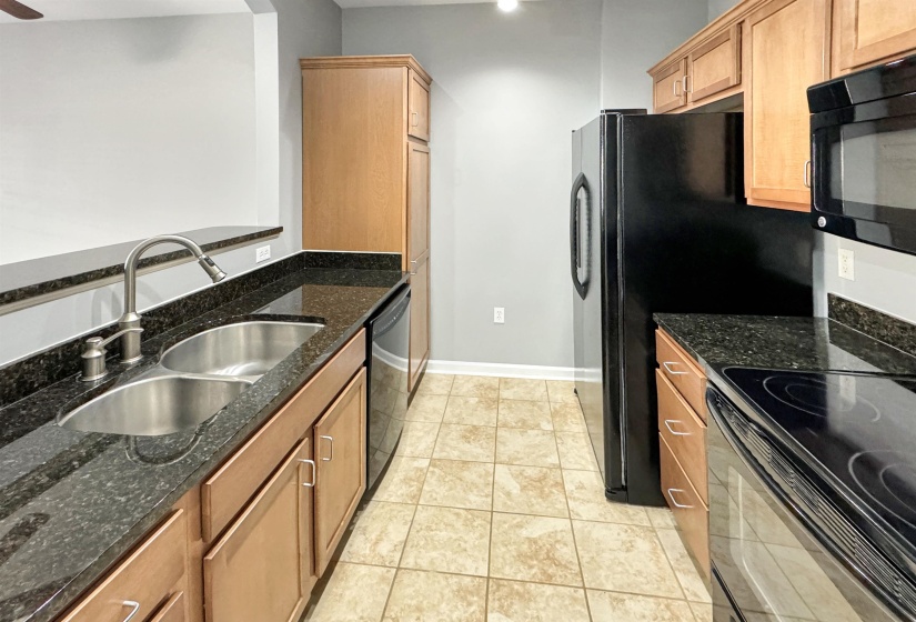 665 TENNESSEE ST, Memphis, Tennessee 38103, 1 Bedroom Bedrooms, 3 Rooms Rooms,1 BathroomBathrooms,Residential,For Sale,TENNESSEE,10218787