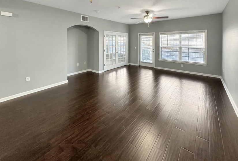 665 TENNESSEE ST, Memphis, Tennessee 38103, 1 Bedroom Bedrooms, 3 Rooms Rooms,1 BathroomBathrooms,Residential,For Sale,TENNESSEE,10218787