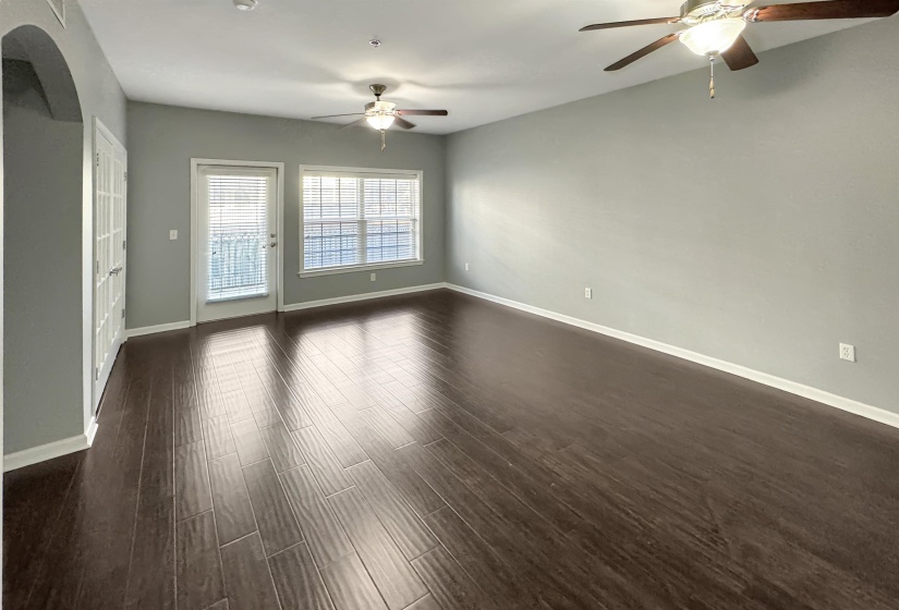 665 TENNESSEE ST, Memphis, Tennessee 38103, 1 Bedroom Bedrooms, 3 Rooms Rooms,1 BathroomBathrooms,Residential,For Sale,TENNESSEE,10218787