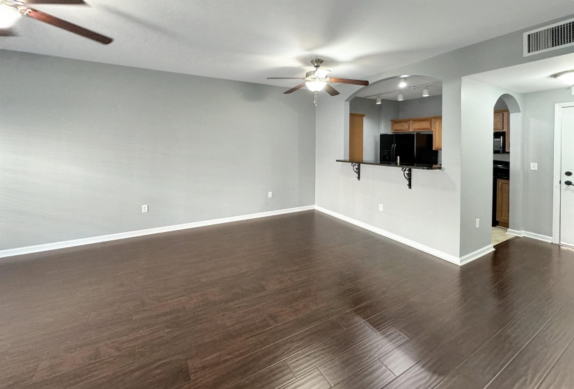 665 TENNESSEE ST, Memphis, Tennessee 38103, 1 Bedroom Bedrooms, 3 Rooms Rooms,1 BathroomBathrooms,Residential,For Sale,TENNESSEE,10218787