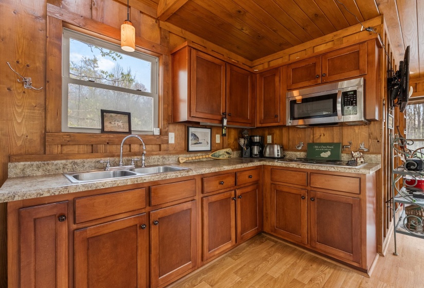 3490 YAGER RD, Moscow, Tennessee 38057, 3 Bedrooms Bedrooms, 8 Rooms Rooms,3.1 BathroomsBathrooms,Residential,For Sale,YAGER,10218789