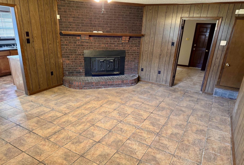 3084 GREENBRANCH DR, Memphis, Tennessee 38118, 3 Bedrooms Bedrooms, 5 Rooms Rooms,2 BathroomsBathrooms,Rental Properties,For Sale,GREENBRANCH,10218840