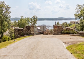 0 QUARRY HOLLOW PT RD, Savannah, Tennessee 38372, ,Land,For Sale,QUARRY HOLLOW PT,10218838