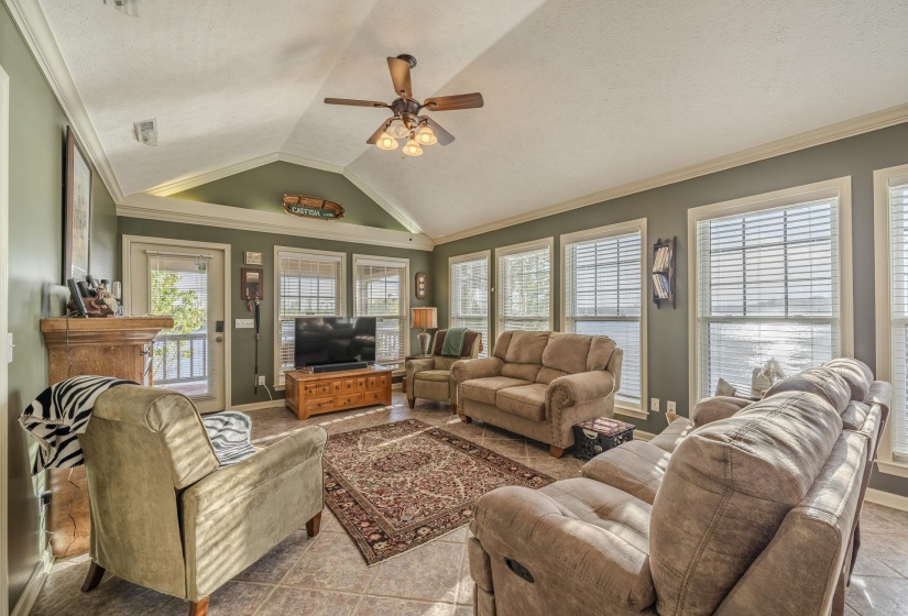 1900 CATFISH LN, Crump, Tennessee 38327, 2 Bedrooms Bedrooms, 6 Rooms Rooms,2 BathroomsBathrooms,Residential,For Sale,CATFISH,10218821