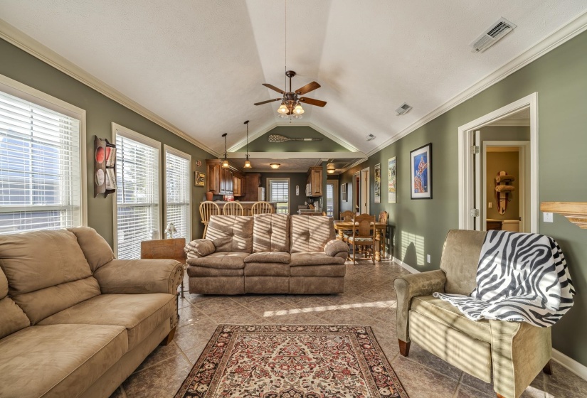 1900 CATFISH LN, Crump, Tennessee 38327, 2 Bedrooms Bedrooms, 6 Rooms Rooms,2 BathroomsBathrooms,Residential,For Sale,CATFISH,10218821
