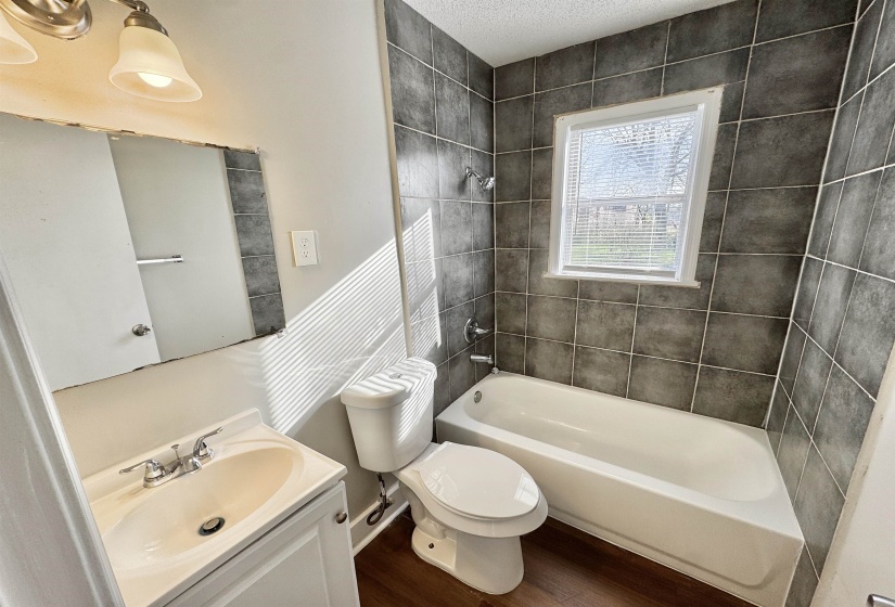 2071 HUBERT AVE, Memphis, Tennessee 38108, 2 Bedroom Bedrooms, 4 Room Rooms,1 BathroomBathrooms,Residential,For Sale,HUBERT,0,10218833