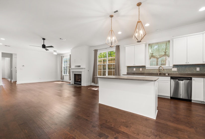 931 BRUCE ST, Memphis, Tennessee 38104, 3 Bedroom Bedrooms, 6 Room Rooms,2.1 BathroomBathrooms,Residential,For Sale,BRUCE,0,10218849