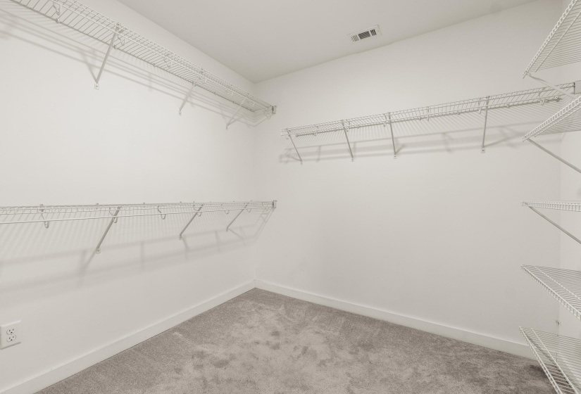 931 BRUCE ST, Memphis, Tennessee 38104, 3 Bedroom Bedrooms, 6 Room Rooms,2.1 BathroomBathrooms,Residential,For Sale,BRUCE,0,10218849