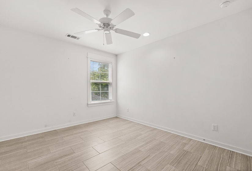 931 BRUCE ST, Memphis, Tennessee 38104, 3 Bedroom Bedrooms, 6 Room Rooms,2.1 BathroomBathrooms,Residential,For Sale,BRUCE,0,10218849
