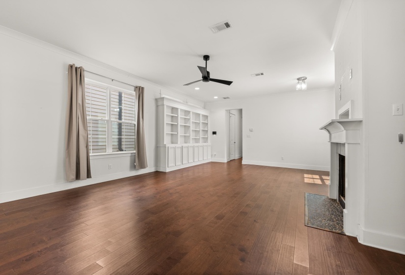 931 BRUCE ST, Memphis, Tennessee 38104, 3 Bedroom Bedrooms, 6 Room Rooms,2.1 BathroomBathrooms,Residential,For Sale,BRUCE,0,10218849
