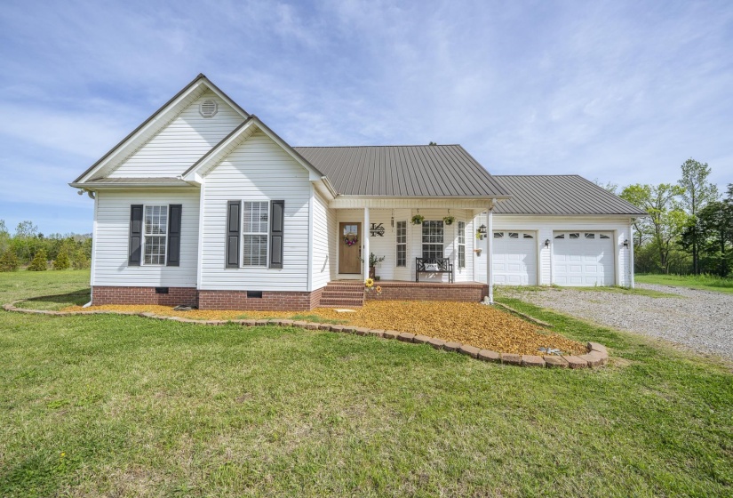 4970 57 HWY, Michie, Tennessee 38357, 3 Bedroom Bedrooms, 10 Room Rooms,2 BathroomBathrooms,Residential,For Sale,57,0,10218852