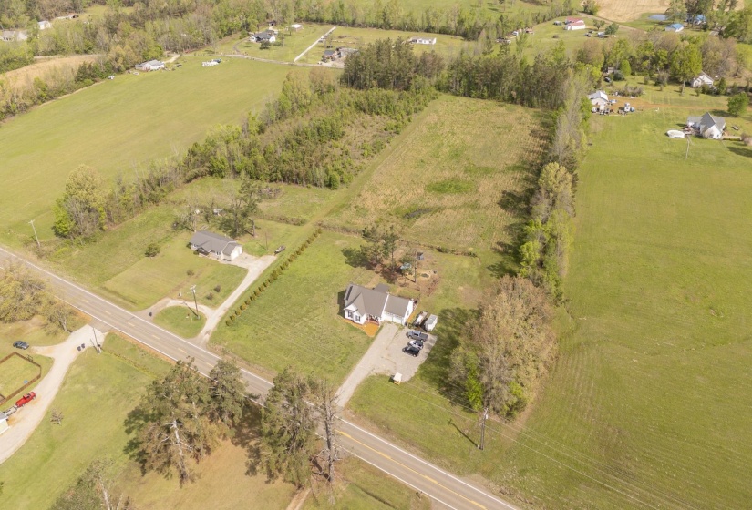 4970 57 HWY, Michie, Tennessee 38357, 3 Bedroom Bedrooms, 10 Room Rooms,2 BathroomBathrooms,Residential,For Sale,57,0,10218852