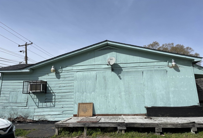 1172 HOLLYWOOD ST, Memphis, Tennessee 38108, ,Commercial/industrial,For Sale,HOLLYWOOD,10218883