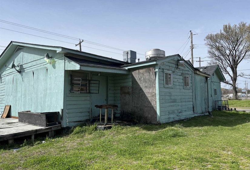 1172 HOLLYWOOD ST, Memphis, Tennessee 38108, ,Commercial/industrial,For Sale,HOLLYWOOD,10218883