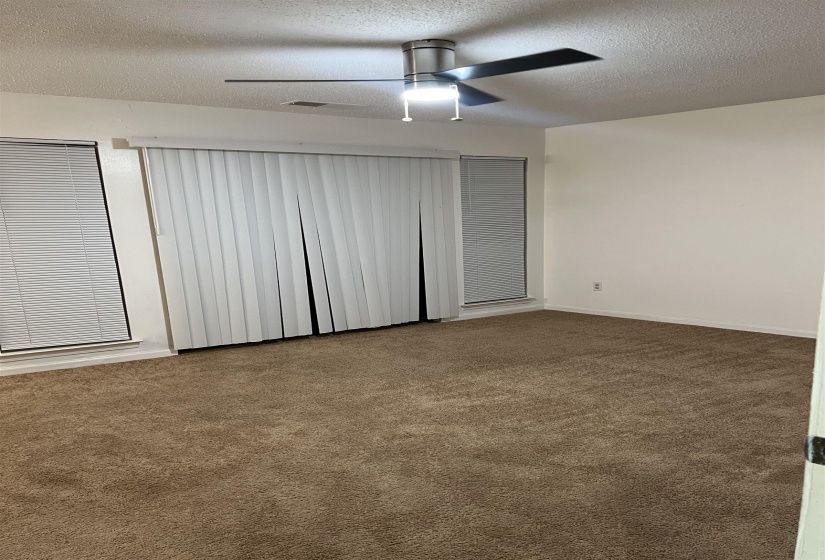 4037 GRAHAM OAKS COURT CT, Memphis, Tennessee 38122, 3 Bedroom Bedrooms, 6 Room Rooms,2.1 BathroomBathrooms,Residential,For Sale,GRAHAM OAKS COURT,0,10193818