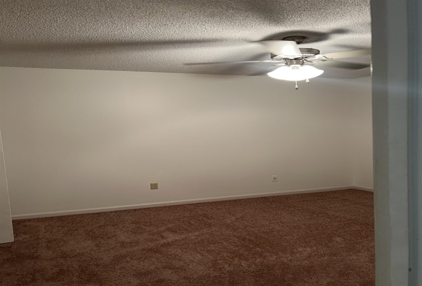 4037 GRAHAM OAKS COURT CT, Memphis, Tennessee 38122, 3 Bedroom Bedrooms, 6 Room Rooms,2.1 BathroomBathrooms,Residential,For Sale,GRAHAM OAKS COURT,0,10193818