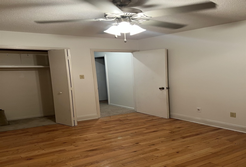 4037 GRAHAM OAKS COURT CT, Memphis, Tennessee 38122, 3 Bedroom Bedrooms, 6 Room Rooms,2.1 BathroomBathrooms,Residential,For Sale,GRAHAM OAKS COURT,0,10193818