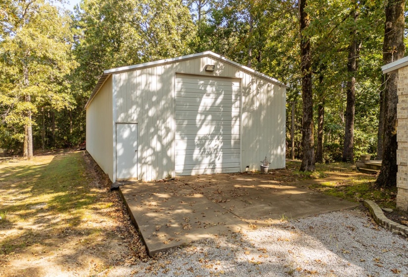2395 POCAHONTAS RD, Pocahontas, Tennessee 38061-5537, 3 Bedrooms Bedrooms, 8 Rooms Rooms,2 BathroomsBathrooms,Residential,For Sale,POCAHONTAS,10218873