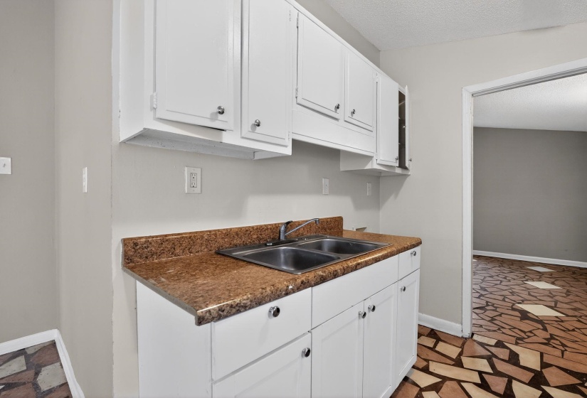 794 MARGIE DR, Memphis, Tennessee 38127, 3 Bedroom Bedrooms, 3 Room Rooms,1 BathroomBathrooms,Residential,For Sale,MARGIE,0,10218880
