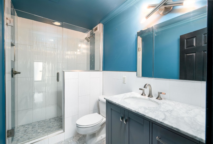 655 RIVERSIDE DR, Memphis, Tennessee 38103, 2 Bedrooms Bedrooms, 5 Rooms Rooms,2 BathroomsBathrooms,Residential,For Sale,RIVERSIDE,10218885