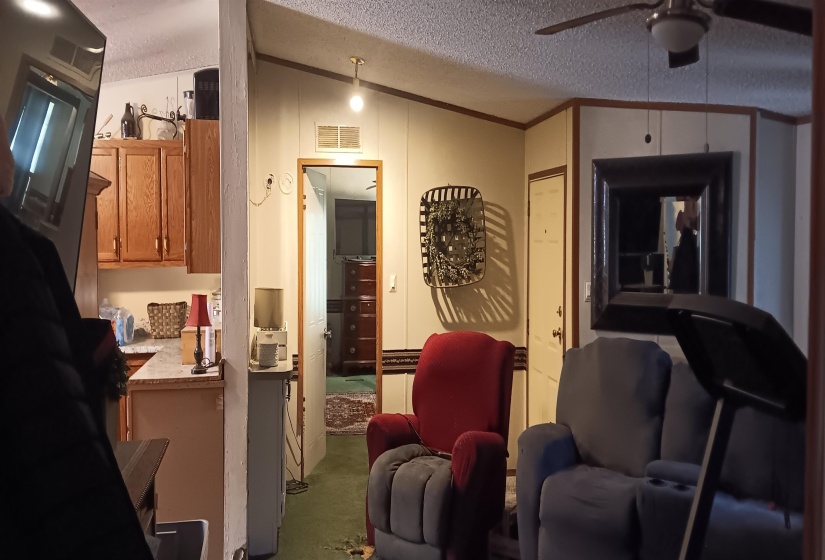 100 ACADEMY RD, Pulaski, Tennessee 38478, 3 Bedroom Bedrooms, 7 Room Rooms,2 BathroomBathrooms,Residential,For Sale,ACADEMY,0,10218889