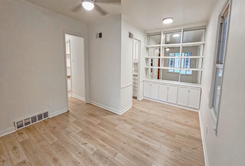 4677 LEATHERWOOD RD, Memphis, Tennessee 38117, 4 Bedrooms Bedrooms, 8 Rooms Rooms,2 BathroomsBathrooms,Residential,For Sale,LEATHERWOOD,10218898