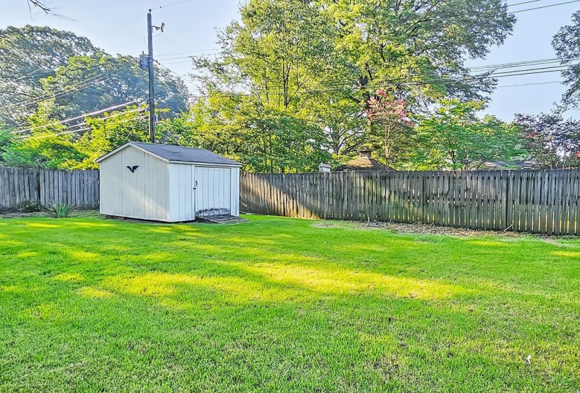 4677 LEATHERWOOD RD, Memphis, Tennessee 38117, 4 Bedrooms Bedrooms, 8 Rooms Rooms,2 BathroomsBathrooms,Residential,For Sale,LEATHERWOOD,10218898