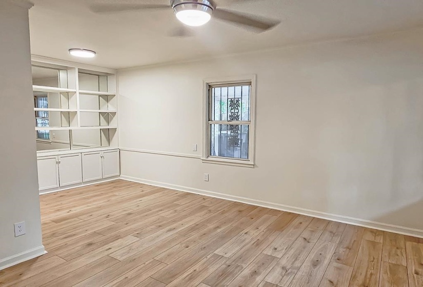 4677 LEATHERWOOD RD, Memphis, Tennessee 38117, 4 Bedrooms Bedrooms, 8 Rooms Rooms,2 BathroomsBathrooms,Residential,For Sale,LEATHERWOOD,10218898