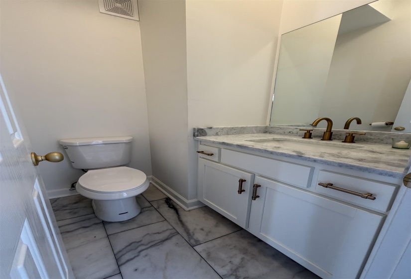 147 GREEFF LN, Memphis, Tennessee 38111, 4 Bedroom Bedrooms, 7 Room Rooms,2.1 BathroomBathrooms,Residential,For Sale,GREEFF,0,10218901