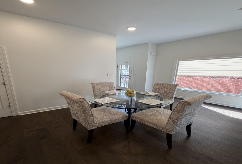 147 GREEFF LN, Memphis, Tennessee 38111, 4 Bedroom Bedrooms, 7 Room Rooms,2.1 BathroomBathrooms,Residential,For Sale,GREEFF,0,10218901