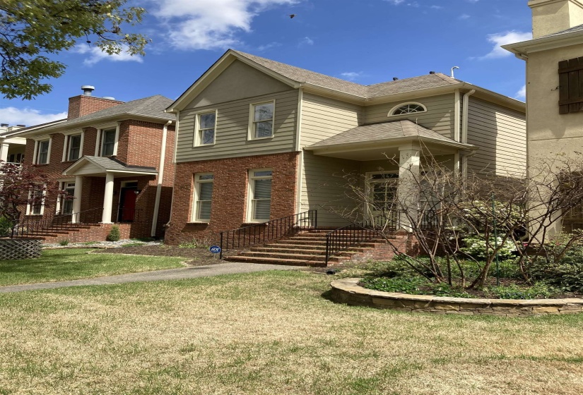147 GREEFF LN, Memphis, Tennessee 38111, 4 Bedroom Bedrooms, 7 Room Rooms,2.1 BathroomBathrooms,Residential,For Sale,GREEFF,0,10218901