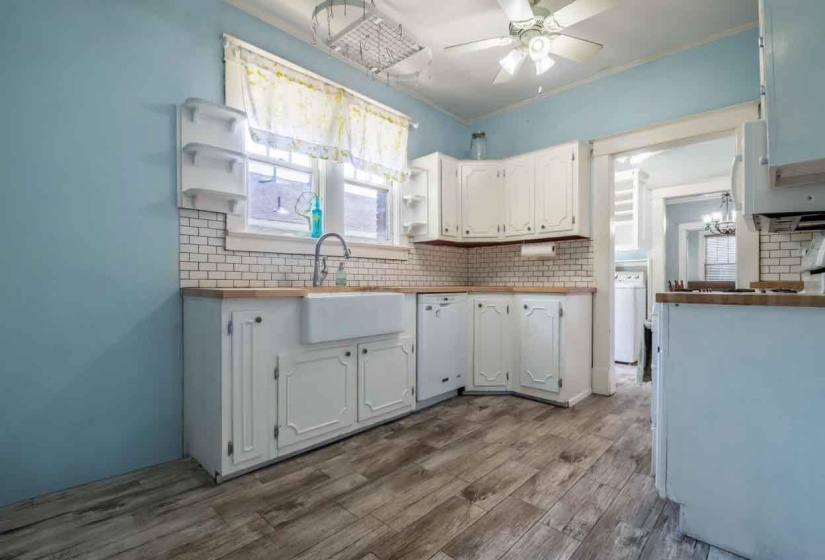 850 WILLETT CIR, Memphis, Tennessee 38107, 4 Bedroom Bedrooms, 2 Room Rooms,2 BathroomBathrooms,Residential,For Sale,WILLETT,0,10218908