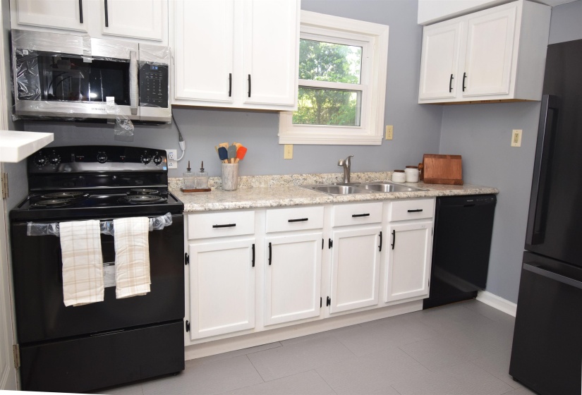 3529 MARION AVE, Memphis, Tennessee 38111, 2 Bedroom Bedrooms, 5 Room Rooms,1 BathroomBathrooms,Residential,For Sale,MARION,0,10218909