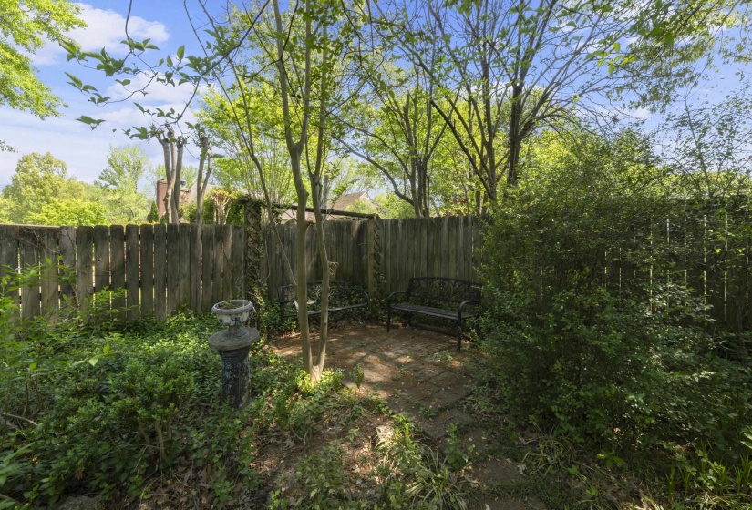 2944 BELFORT DR, Germantown, Tennessee 38138, 6 Bedroom Bedrooms, 12 Room Rooms,3.1 BathroomBathrooms,Residential,For Sale,BELFORT,0,10218918