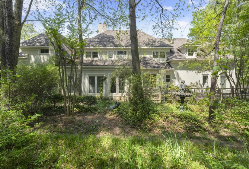 2944 BELFORT DR, Germantown, Tennessee 38138, 6 Bedroom Bedrooms, 12 Room Rooms,3.1 BathroomBathrooms,Residential,For Sale,BELFORT,0,10218918