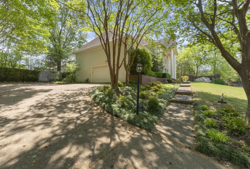 2944 BELFORT DR, Germantown, Tennessee 38138, 6 Bedroom Bedrooms, 12 Room Rooms,3.1 BathroomBathrooms,Residential,For Sale,BELFORT,0,10218918