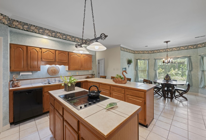 2944 BELFORT DR, Germantown, Tennessee 38138, 6 Bedroom Bedrooms, 12 Room Rooms,3.1 BathroomBathrooms,Residential,For Sale,BELFORT,0,10218918