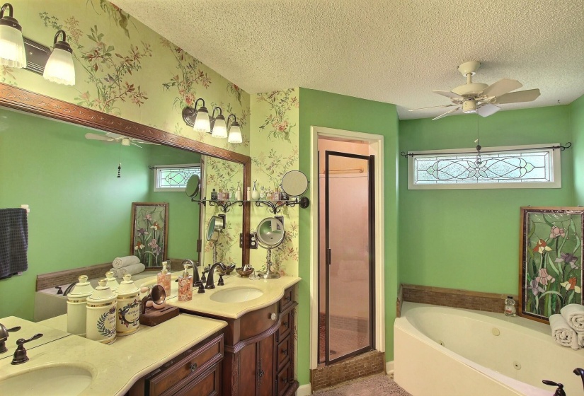 573 MERRIWEATHER DR, Collierville, Tennessee 38017, 4 Bedrooms Bedrooms, 9 Rooms Rooms,2.2 BathroomsBathrooms,Residential,For Sale,MERRIWEATHER,10218921