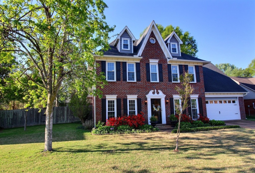 573 MERRIWEATHER DR, Collierville, Tennessee 38017, 4 Bedrooms Bedrooms, 9 Rooms Rooms,2.2 BathroomsBathrooms,Residential,For Sale,MERRIWEATHER,10218921