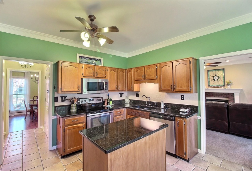 573 MERRIWEATHER DR, Collierville, Tennessee 38017, 4 Bedrooms Bedrooms, 9 Rooms Rooms,2.2 BathroomsBathrooms,Residential,For Sale,MERRIWEATHER,10218921