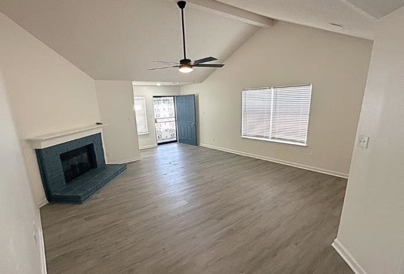1818 WINSHIP DR, Cordova, Tennessee 38016, 3 Bedroom Bedrooms, 5 Room Rooms,2 BathroomBathrooms,Residential,For Sale,WINSHIP,0,10218939