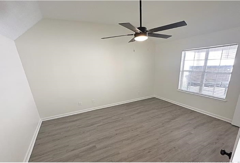 1818 WINSHIP DR, Cordova, Tennessee 38016, 3 Bedroom Bedrooms, 5 Room Rooms,2 BathroomBathrooms,Residential,For Sale,WINSHIP,0,10218939
