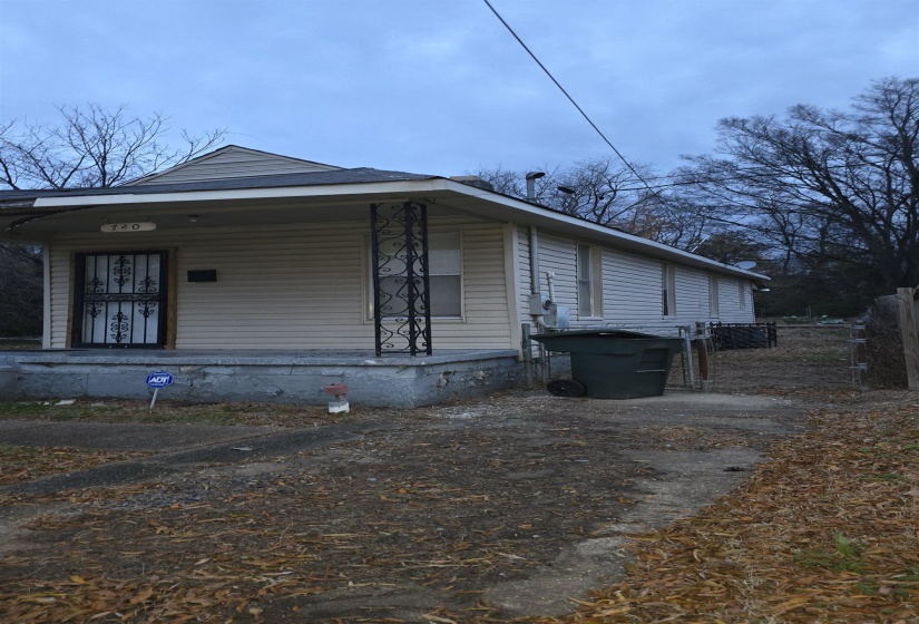 740 MARBLE AVE, Memphis, Tennessee 38107, 2 Bedroom Bedrooms, 4 Room Rooms,1 BathroomBathrooms,Residential,For Sale,MARBLE,0,10218942