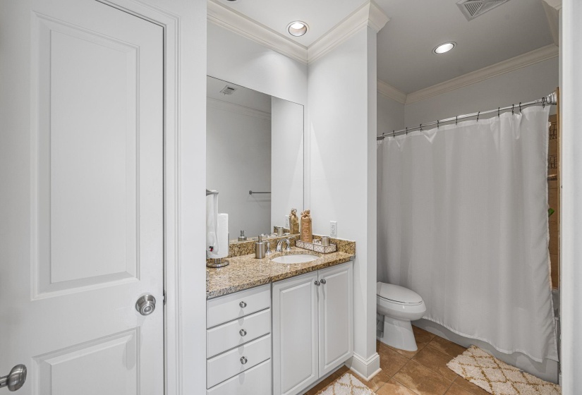 3520 CENTRAL AVE, Memphis, Tennessee 38111, 2 Bedroom Bedrooms, 4 Room Rooms,2 BathroomBathrooms,Residential,For Sale,CENTRAL,0,10219010