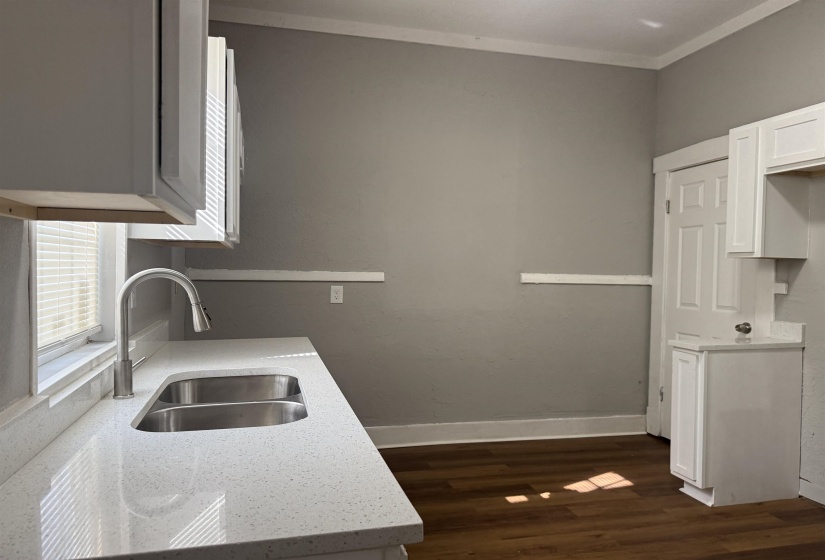 1105 AZALIA ST, Memphis, Tennessee 38106, 3 Bedrooms Bedrooms, 6 Rooms Rooms,1 BathroomBathrooms,Residential,For Sale,AZALIA,10219016
